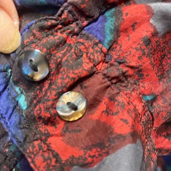 LONG SLEEVE BUTTON DOWN ART PRINT SILK BROUSE SIZE LARGE VINTAGE. - Picture 8 of 10